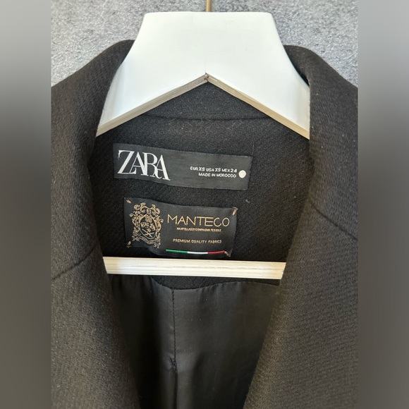 Zara Manteco Double-Breasted Coat with Gold Buttons – XS - Picture 2 of 7